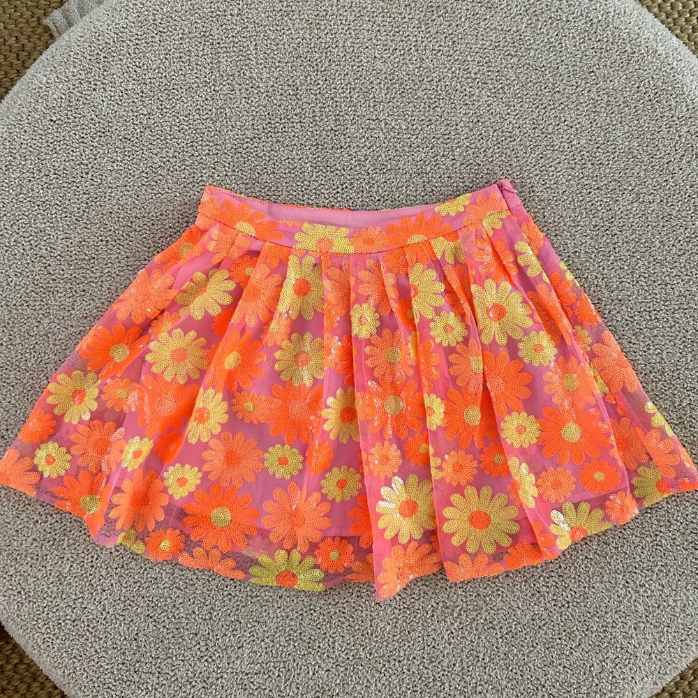 QOS skirt